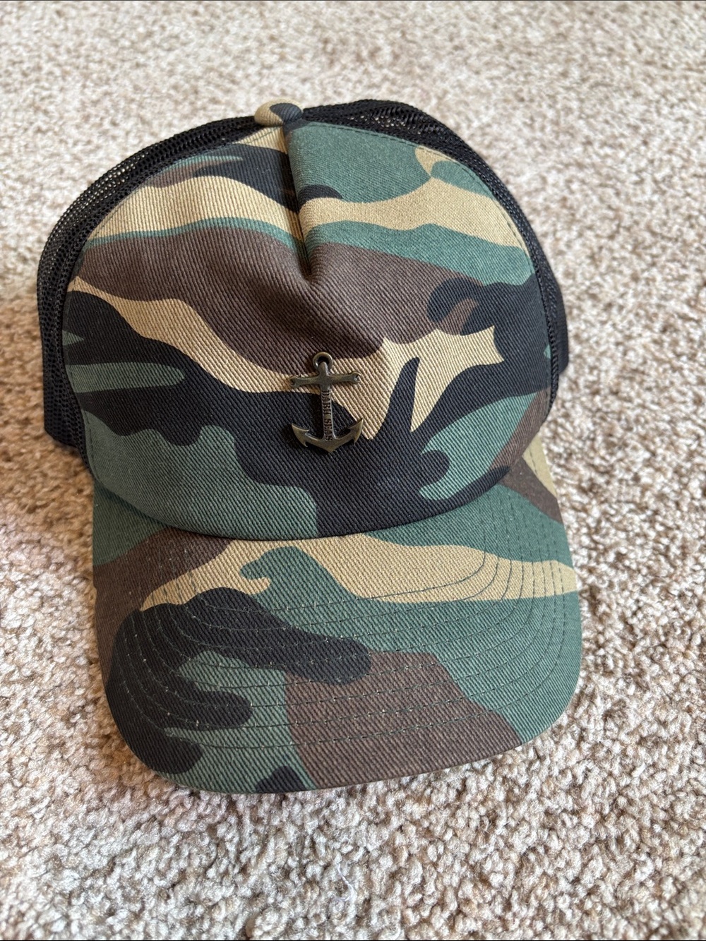 Dark Seas Camp Snap Back Trucker Hat Anchor  Mesh Back Panel Casual